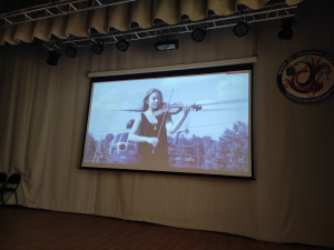 Патриотический кинопоказ в Киевской ДШИ: сила любви и мужества в фильме &laquo;Папа&raquo;